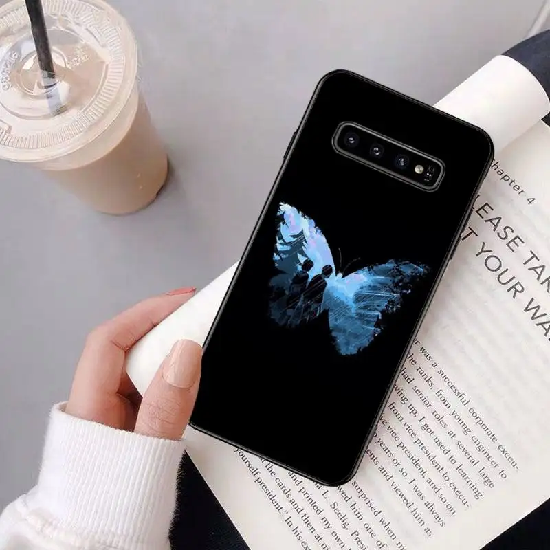 

Luxury Butterfly Painting Phone Case luxury brand case coque fundas for samsung galaxy S8 S9 S10e S20 PLUS J6 J600 cases cover