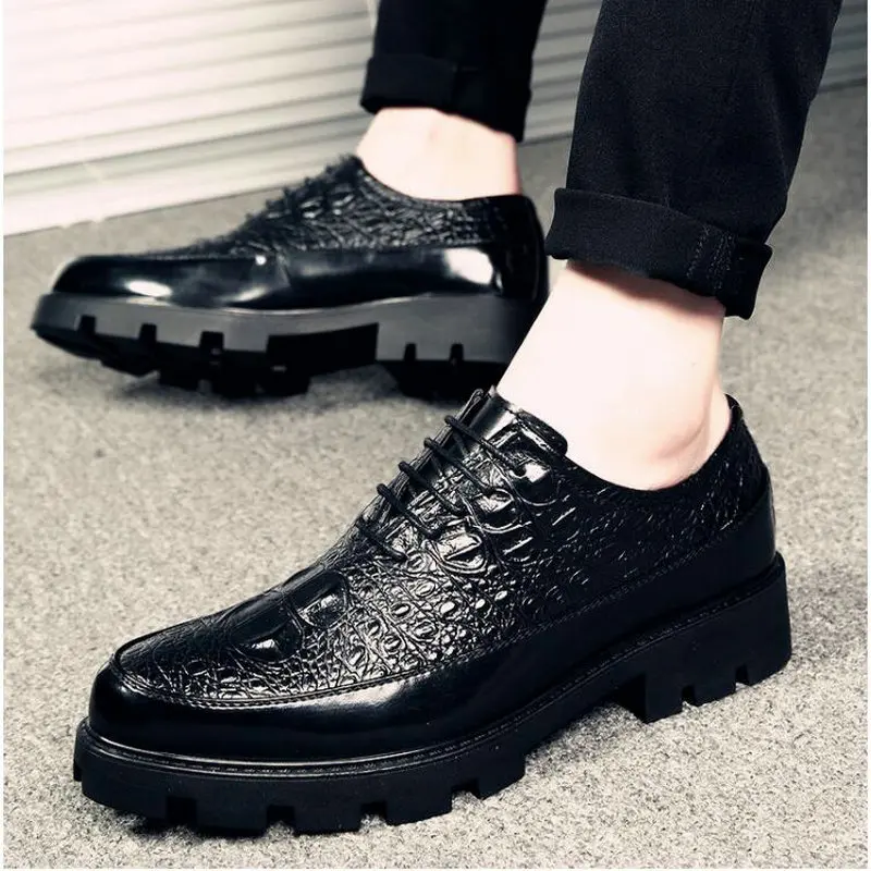 

New Luxury Fashion Wedding Business Shoes Men Oxford Dress Shoes odile Pattern Men Formal Shoes tyu789