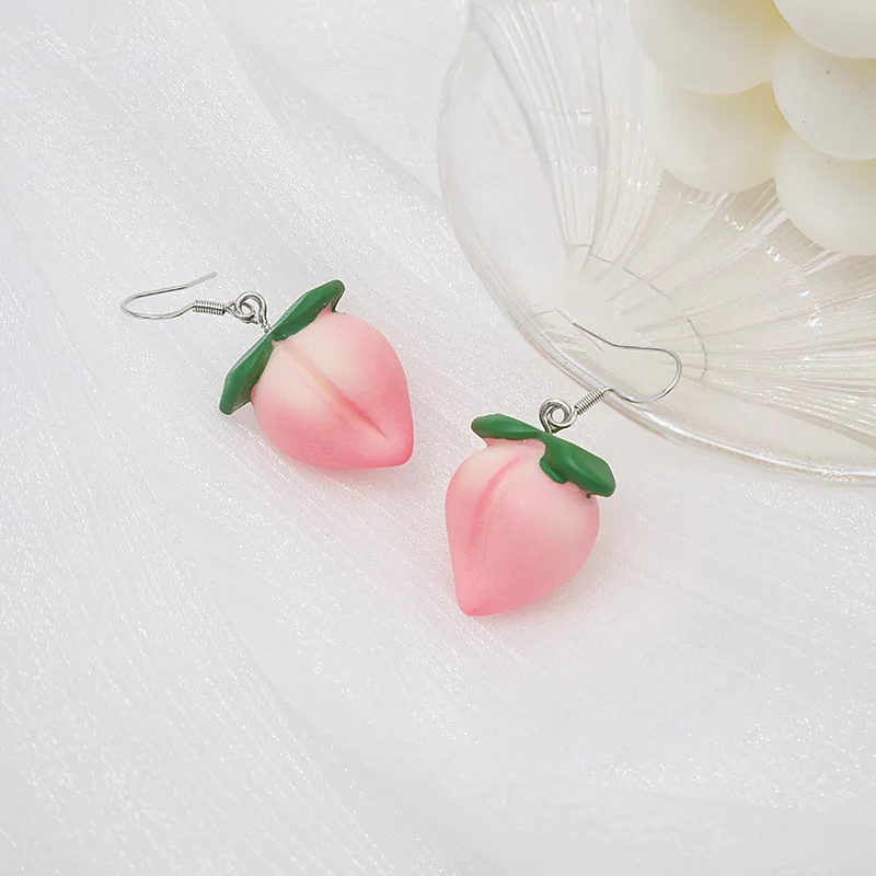 

New Sweet Peach Japanese and Korean Summer Female Earrings Sweet Fashion Personality Simulation Fun Peach Earrings