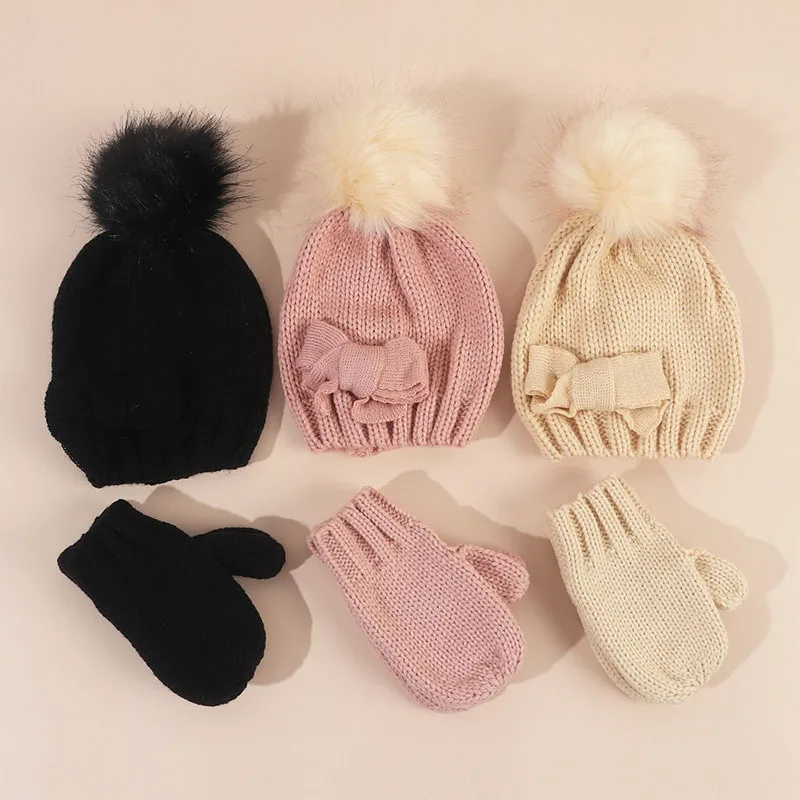 

Brand New Newborn Baby Kids Girls Boys Winter Warm Knit Hat Furry Balls Pompom Solid Warm Cute Lovely Bow Beanie Cap Gifts