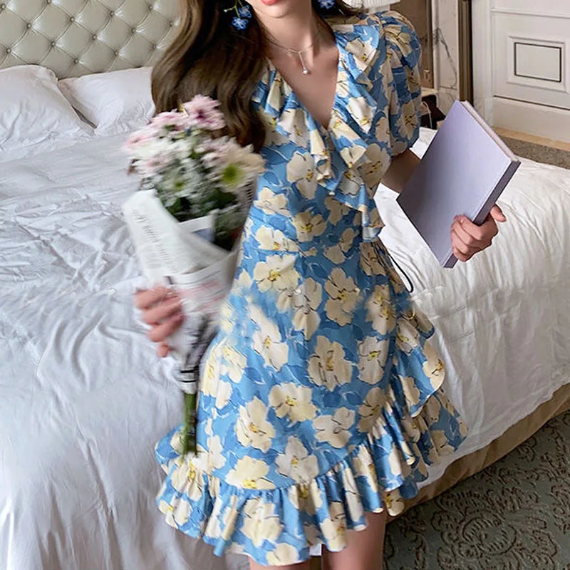 

Korean Style Short Sleeve Elegant Floral Dress Women V-neck Printed Dress Sweet Beach Dress for Females Casual 2021 Summer Chic
