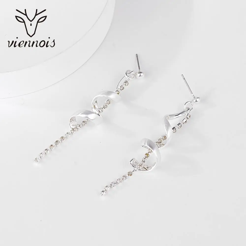 От Viennois покрытие из длинной кисточкой серьги в виде капель с Спираль Форма