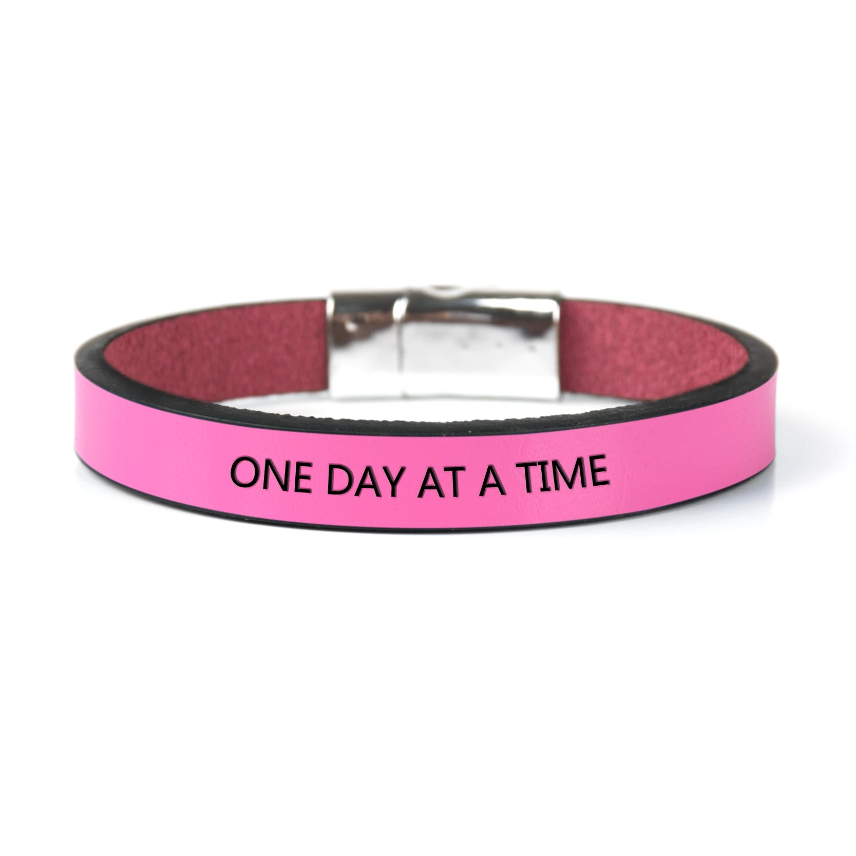 Один день в то время модные Выгравированные буквы браслет на магнитной застежке