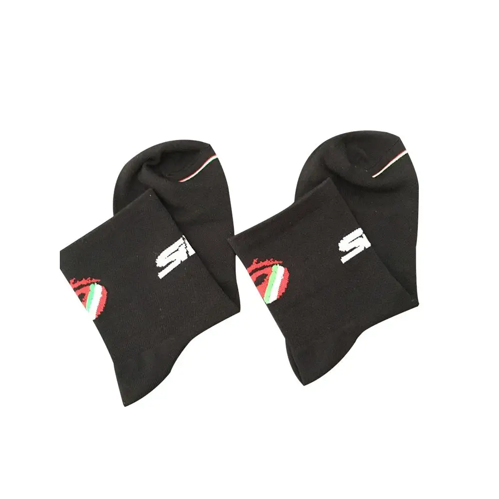 

Breathable Sports Socks Sweat Absorbing Deodorant Socks for Bicycle Riding Road Cycling for Men Women