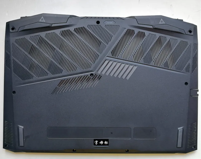 

Новый чехол для acer 300 PH315-52 15,6