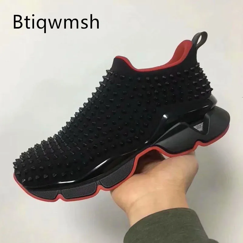 

Black Studded Sneakers Man Pointed Toe White Red Rivet Thick Bottom Flat Shoes Male tenis masculino