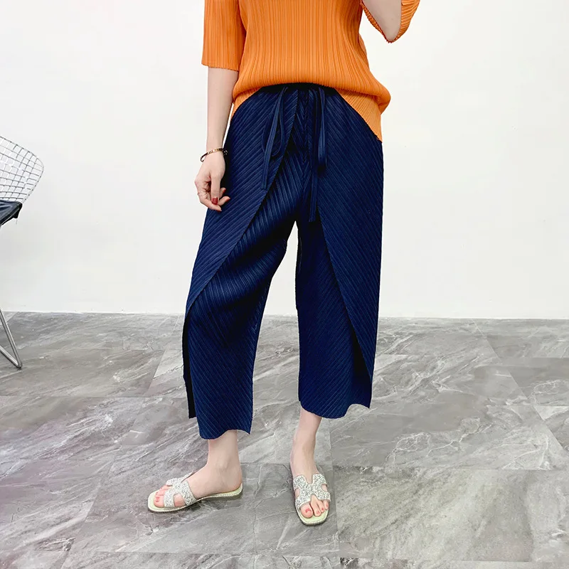 

2021 Summer Miyake Style Pleated Ladies Trousers Tie Belt Design Casual Ankle-Length Wide-Leg Pants Women's Clothing WXa34