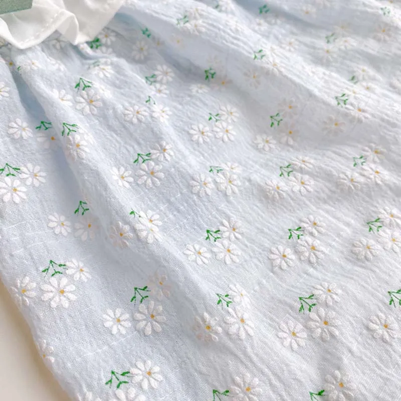 

Summer fresh grass daisy pet dog clothes princess style cotton spring and summer clothes Teddy Bichon Hiromi dress