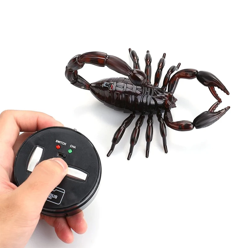 

Remote Control Scorpion, Infrared Radio Control Kids Toy RC Scorpion Realistic Simulation Joke Scary Trick Toys Kids Gift: Black