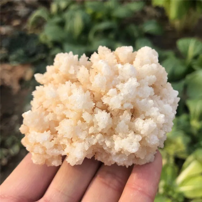 

Natural quartz sodalite cluster crystal Geode Mineral Specimen cluster healing stone for Feng Shui