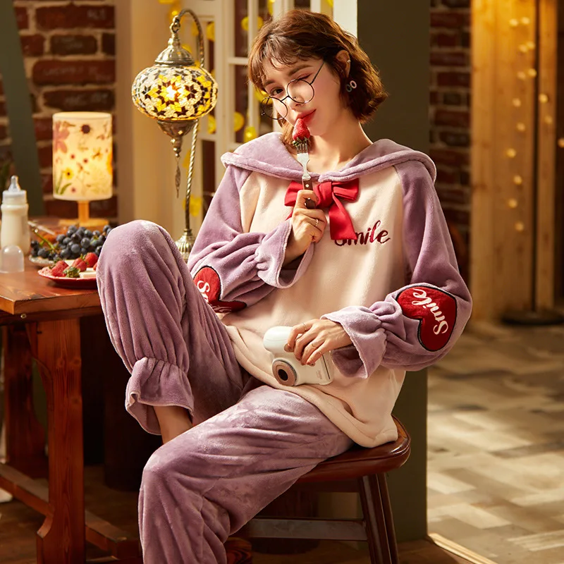 

2020 Autumn Winter Sweet Cute Flannel Pajamas for Women Sleep Tops Pants Thickened Warm Suit Two Piece Set Sleepwear Homewear