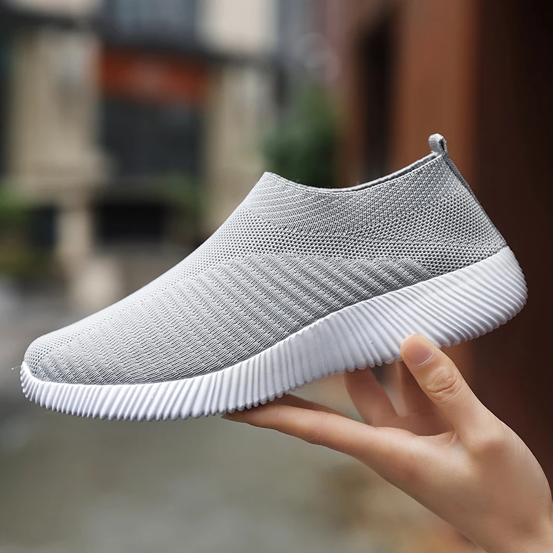 

Women White Sneakers Female knitted Vulcanized Shoes Casual Slip On Flats Ladies Sock Shoes Trainers Summer Tenis Feminino 2019