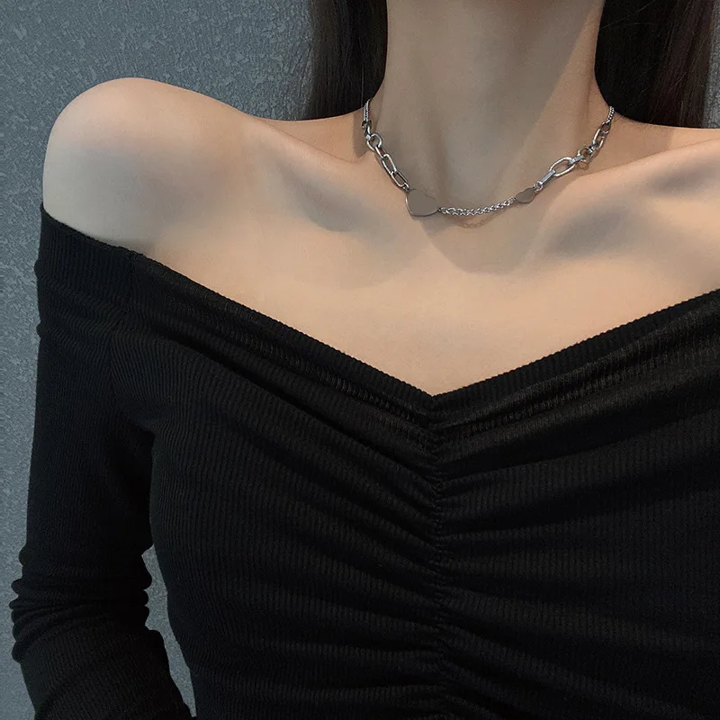 

2021 new double layer love pendant titanium steel necklace female fashion personality retro clavicle chain