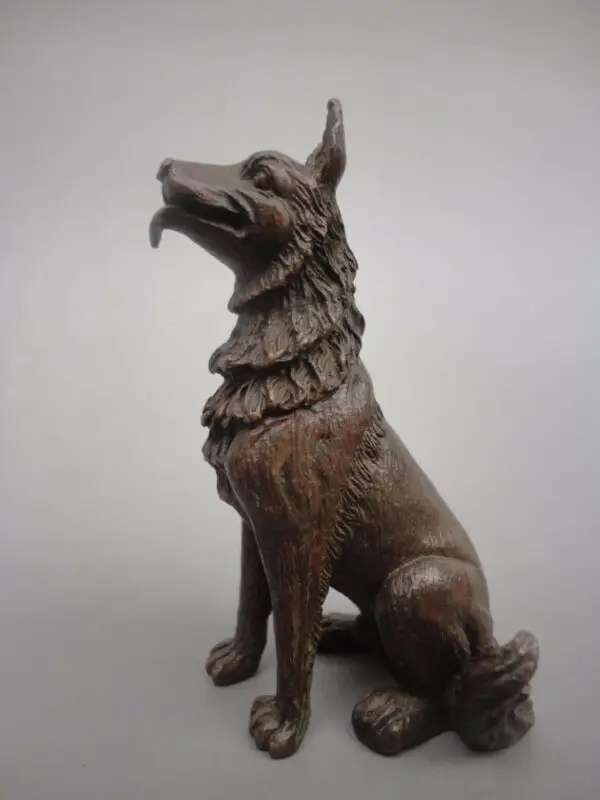 

Collected Ancient China Bronze Carving Lovely Dog Pendant Paperweight Decoration