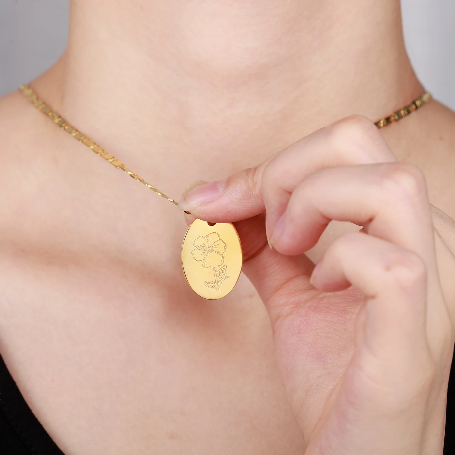 Персонализированное ожерелье с цветком подвеска золотым диском из нержавеющей