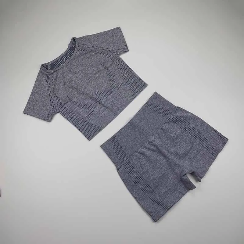 Женский бесшовный набор для занятий йогой фитнесом короткий рукав укороченный