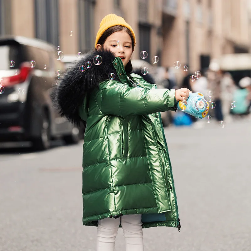 Детская куртка-пуховик яркая детская одежда с большим меховым воротником для