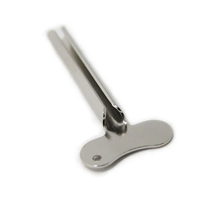 Специальный инструмент для выдавливания пасты парикмахерских горячего