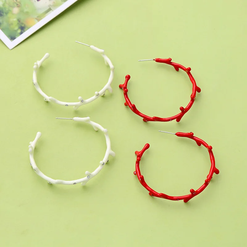 Женские круглые серьги BALANBIU с красно-белой эмалью и кристаллами кораллового