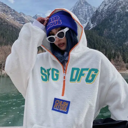 

Женский свитер в американском ретро-стиле, модный весенне-осенний топ с капюшоном и длинными рукавами из искусственного белого плюша, 2021