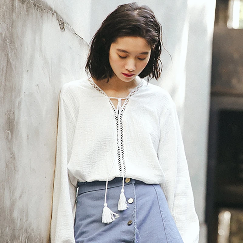 

Женская блузка с рукавами-фонариками, Повседневная белая блузка с V-образным вырезом и кисточками, весна 2022