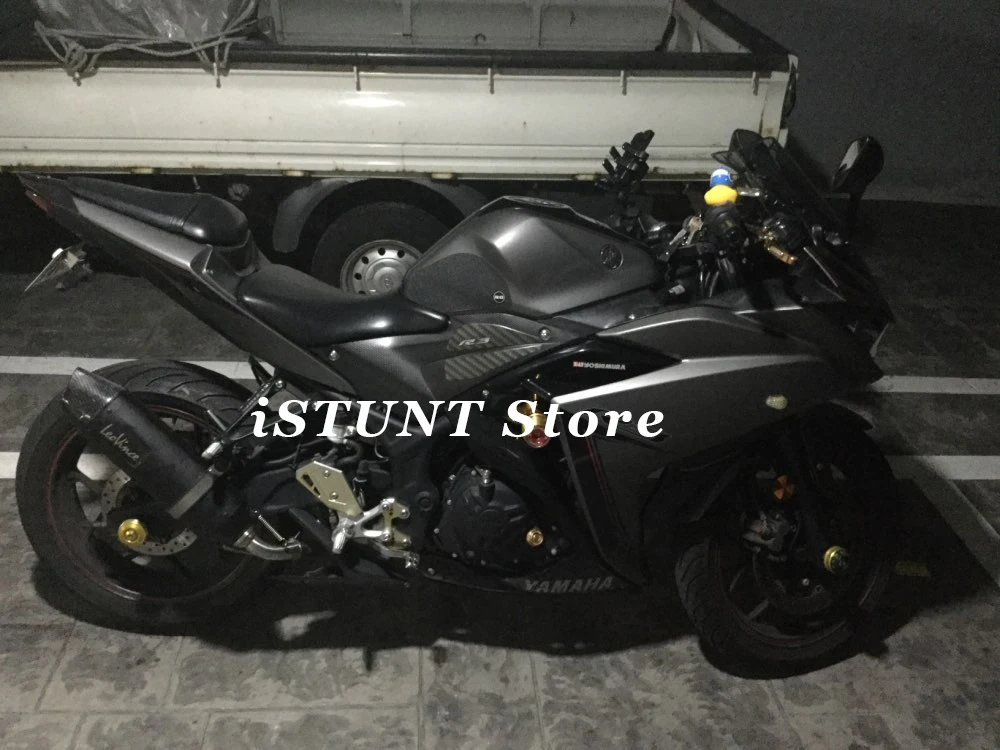 Slip on For YAMAHA YZF-R3 YZF-R25 YZF-MT03 Motorcycle Exhaust System Carbon Fiber Muffler Escape Modified Middle Link Pipe |