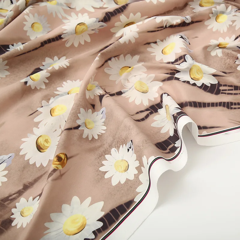 

150 cm wide printed fabric meter small chrysanthemum printed fabric brand dress handmade DIY fabric wholesale cloth