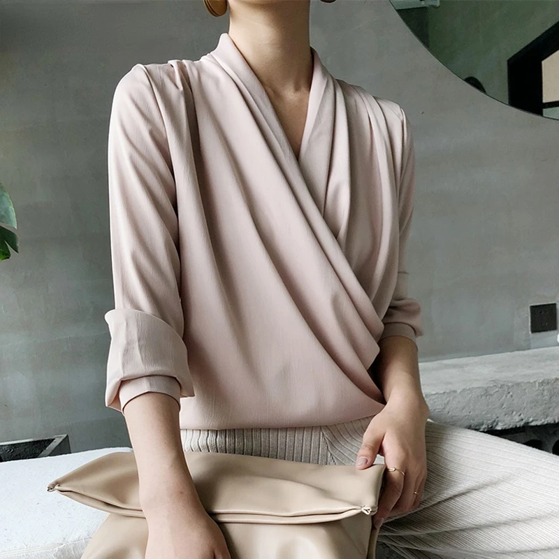 Женская атласная блузка с длинным рукавом свободного покроя | одежда