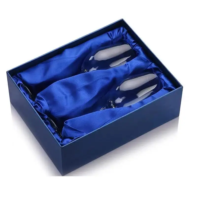 

2 European-style Household Wine Glasses 1 Pair of Creative Personality Wine Glass Gift Box 2 High-end Luxury Lovers Goblets