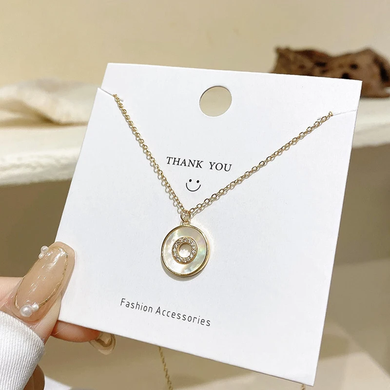

New fashion personality geometric round shell titanium steel necklace female temperament simple light luxury clavicle chain