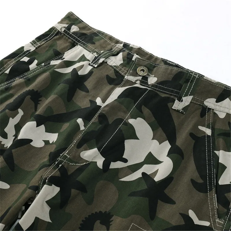 

Camouflage Loose Cargo Shorts Men Camo Summer Short Pants Hot Sale Cargo Shorts Plus Size Brand Clothing 2823