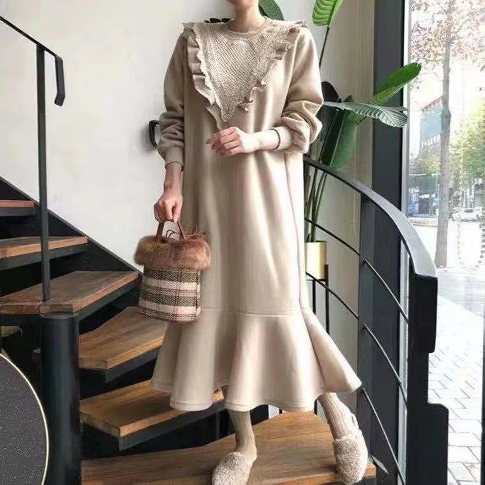 

Dress 2021 Autumn Winter Korean Fashion New Womens Solid Color Round Neck Lace Splicing Plus Velvet Loose Casual Long Dress