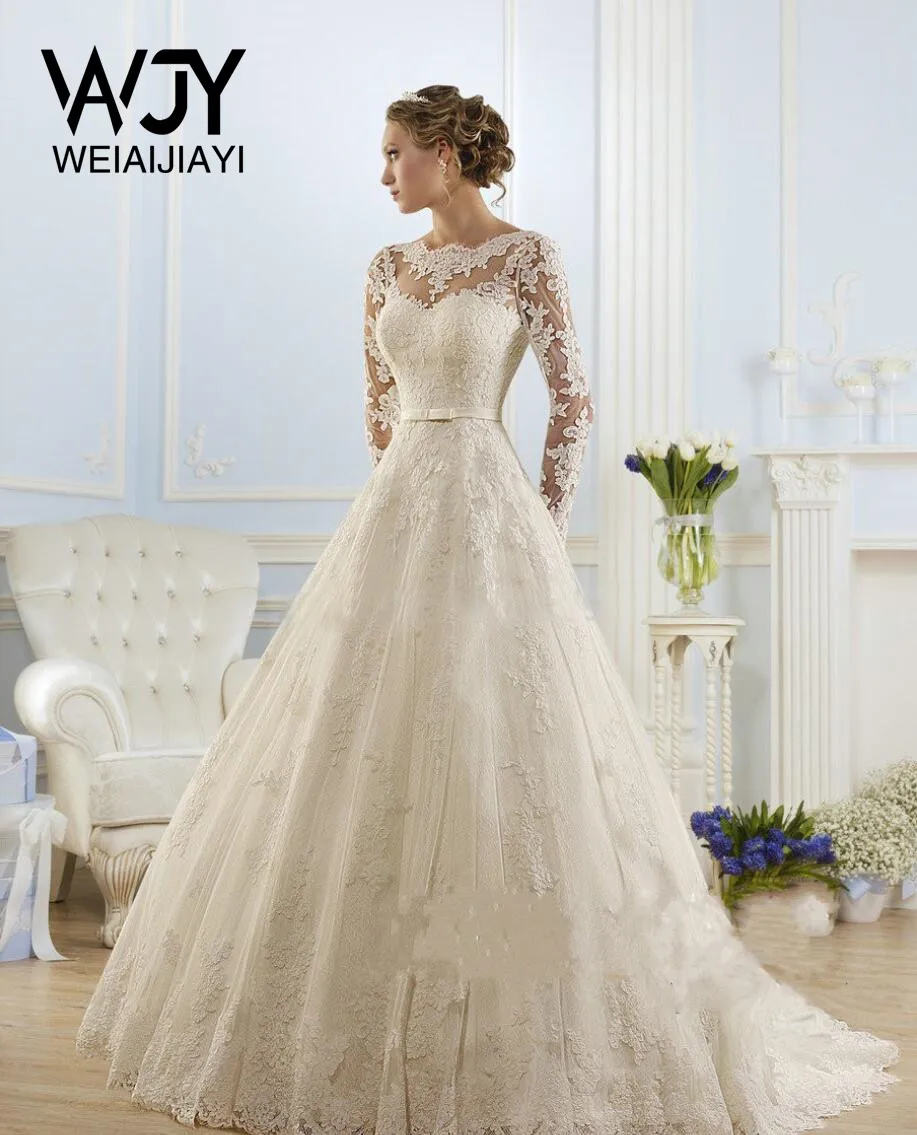 

Sheer Sweetheart Long Sleeve Wedding Dress See Through Illusion Back White Wedding Ball Gowns Lace Appliques Bride