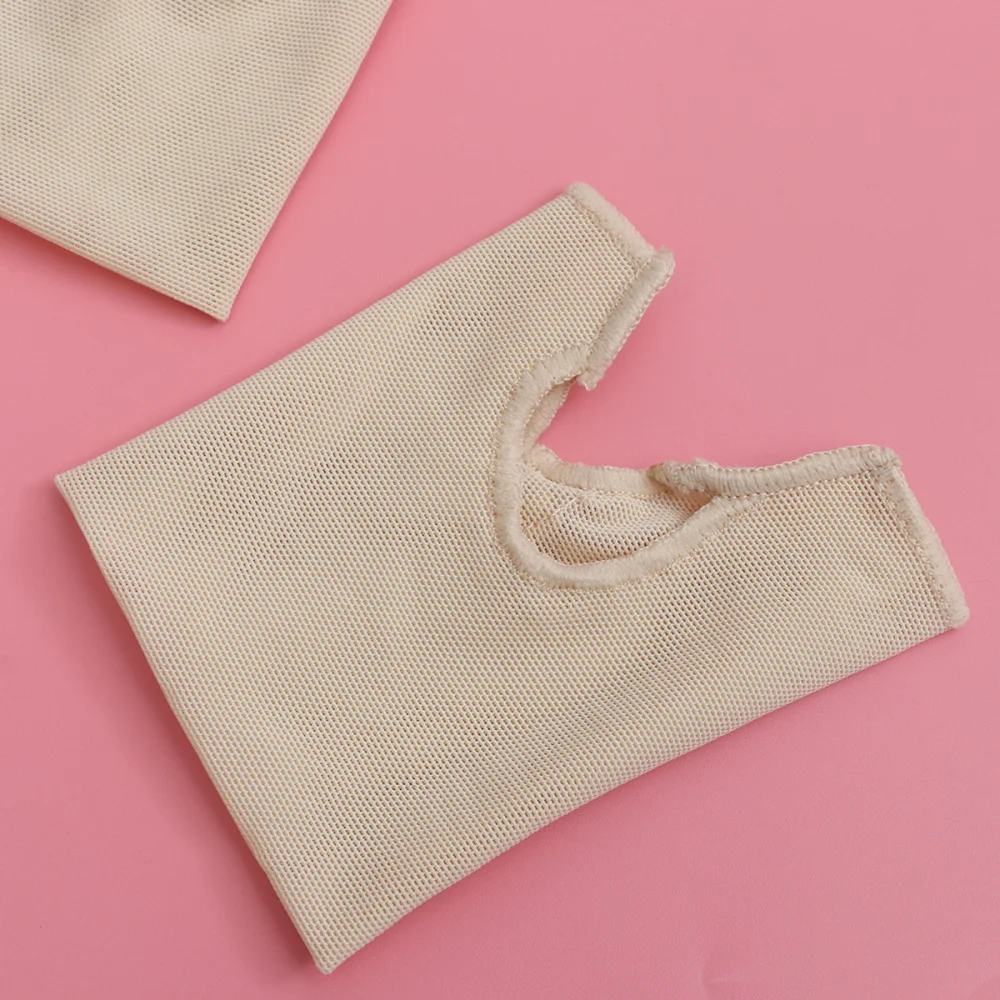 

2PCS/Set Thumb Valgus Corrector Practical Wearable Nylon Material Feet Thumb Valgus Corrector(Khaki - Size)