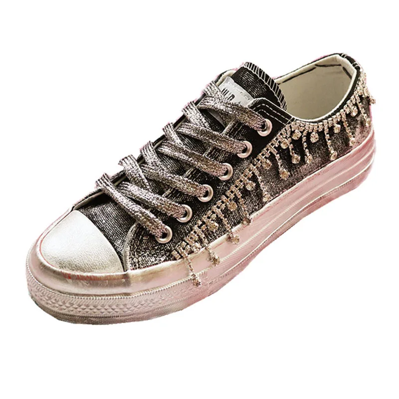 

New spring and summer heavy industry retro old small dirty shoes female graffiti board shoes rhinestone tassels