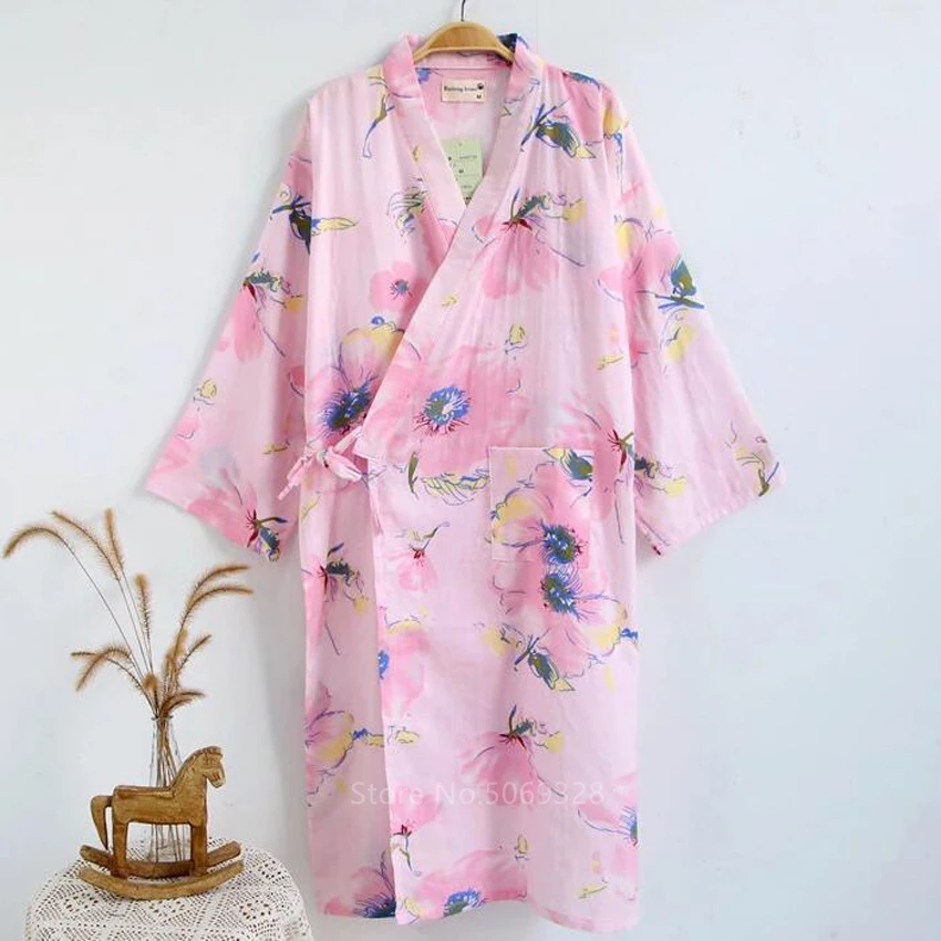 

2021 Man Woman Japanese Style Pajamas Bathrobe Kimono Costume Yukata Casual Harajuku V-Neck Cotton Floral Sleepwear Cardigan
