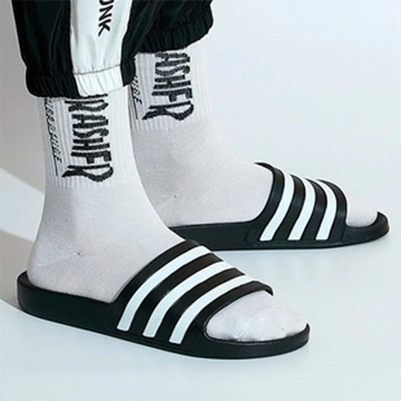 

Couples Slipper Comfortable Indoor Flat Striped Platform Ladies Summer slides Cute Soft Female Footwear Plus Size Slippers