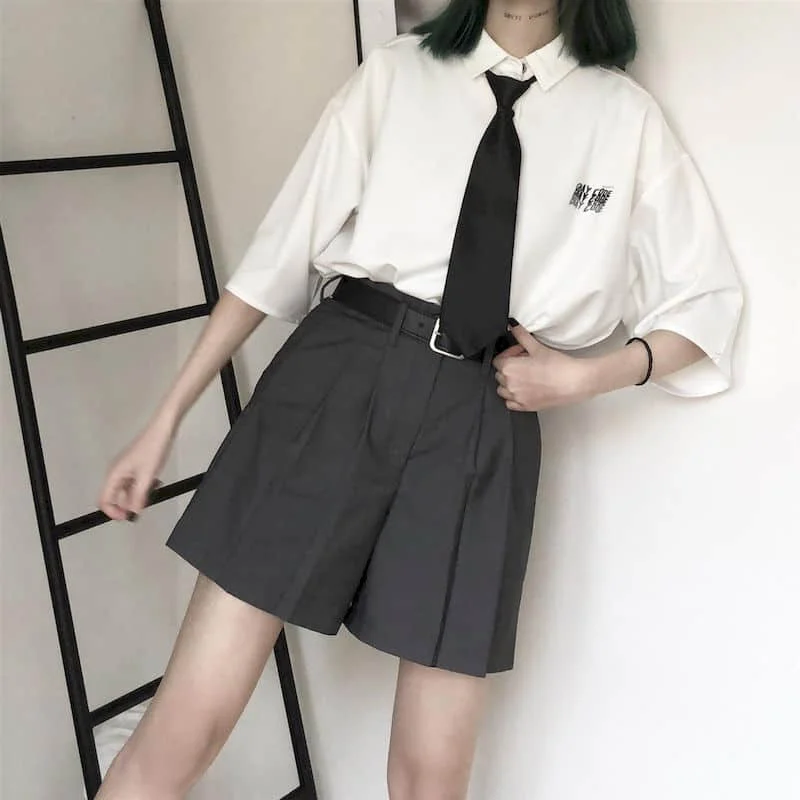 

summer fashion suit female student Korean loose shoulder sleeve shirt + suit shorts + tie + belt kawaii JK girl
