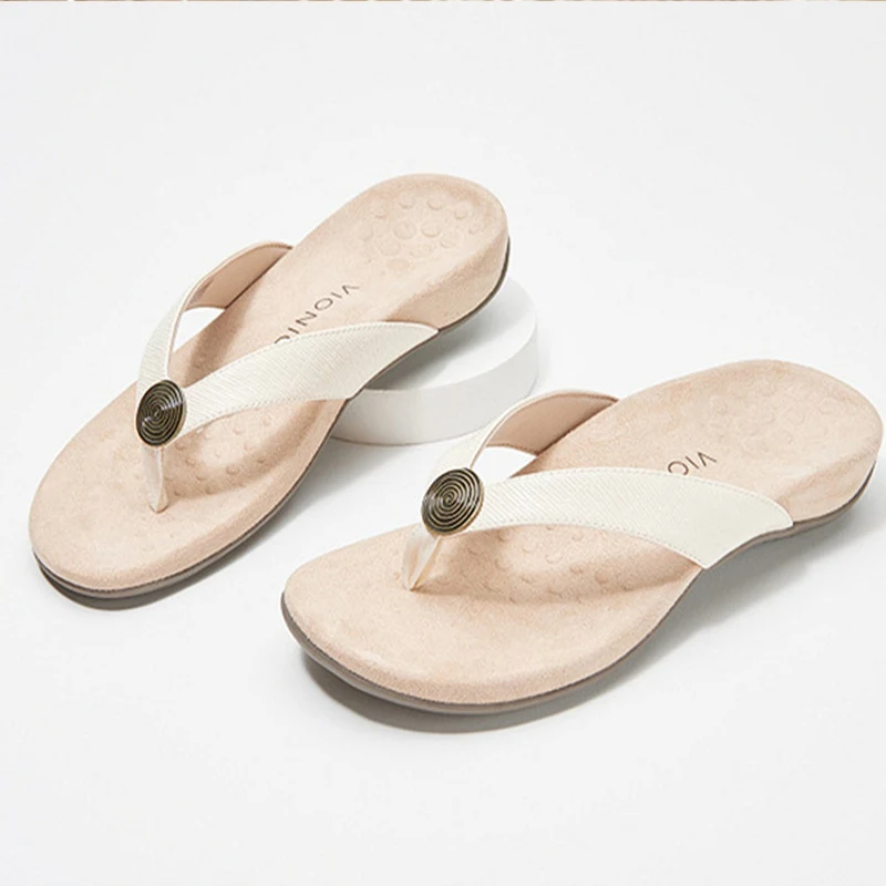 Женские тапочки Красивые пляжные шлепанцы с леопардовым принтом нескользящие