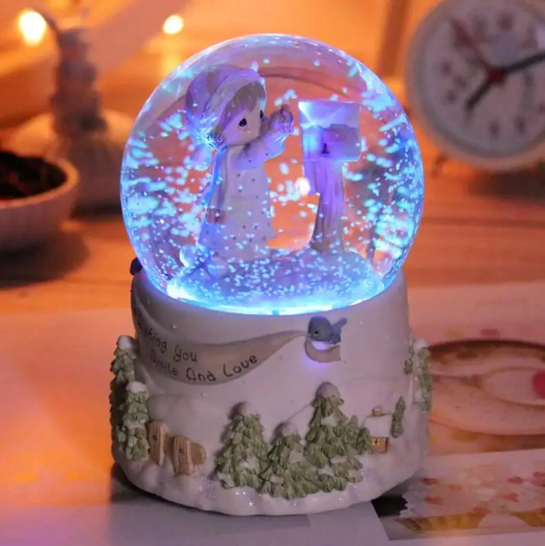 YM Creative crystal ball music box snowflake lamp | Дом и сад