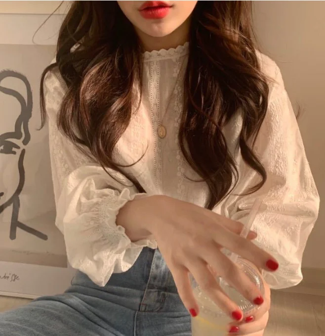 2021 korean elegant floral print women blouse Vintage lantern sleeves lace white sweet ladies shirts Casual femme tops modis