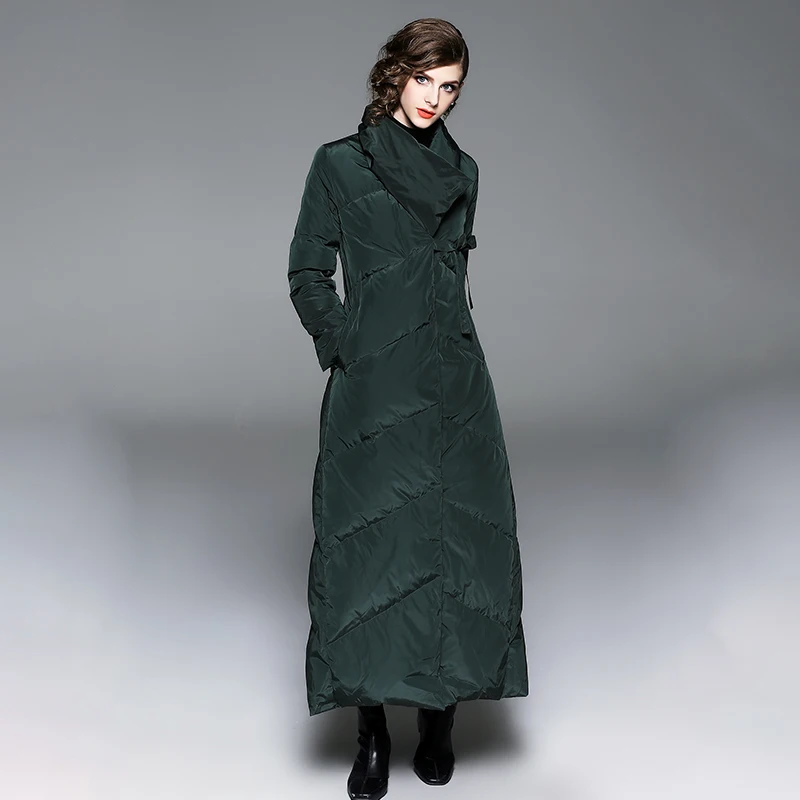 Женское длинное пальто на утином пуху зеленое или черное Макси длиной до