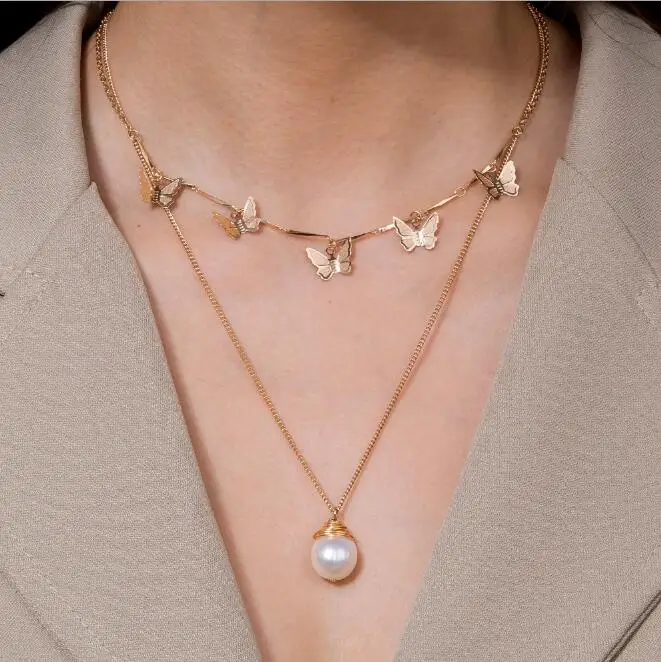 

ins fashion natural freshwater pearl necklace female temperament clavicle chain European and American personality golden butterf