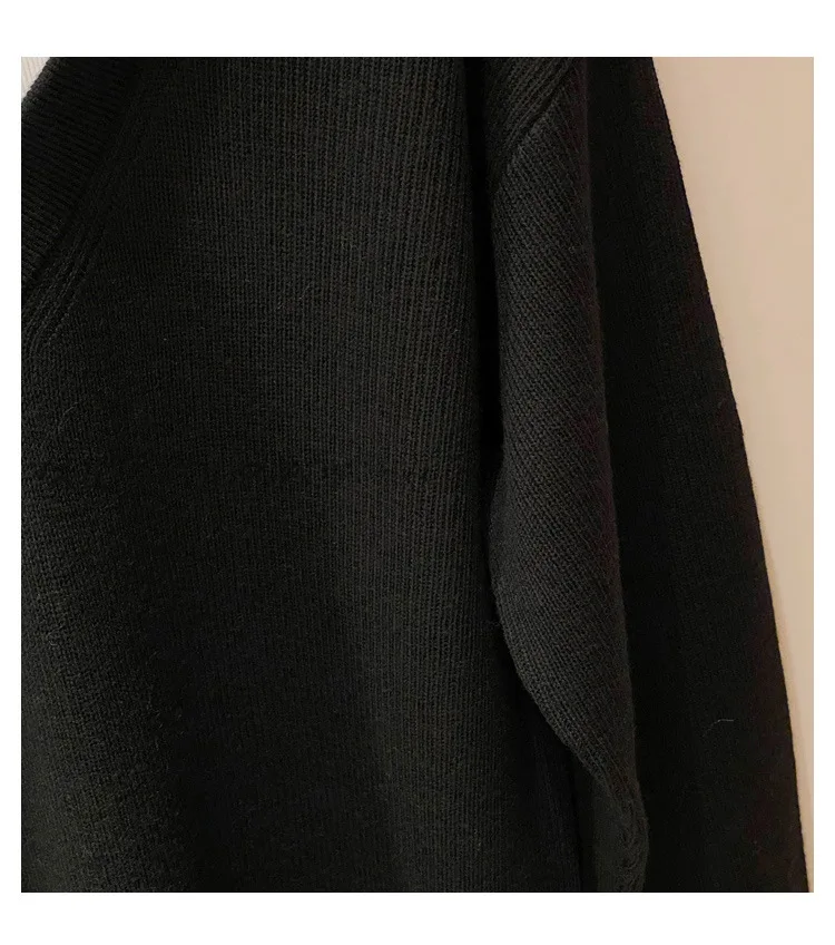 

High Quality Autumn and Winter New Round Neck Wool Fake Two-piece Strapless Loose Pullover Sweater Women Trendy
