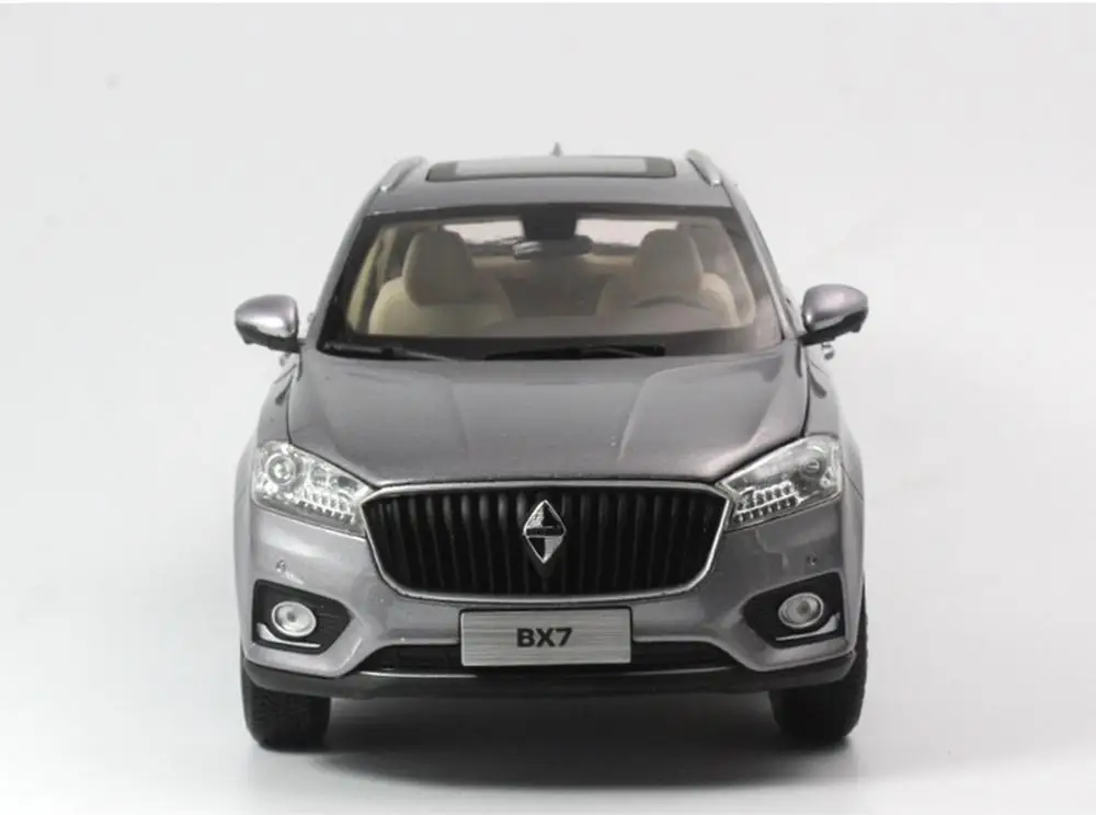 Коллекция моделей автомобилей из коллекции SUV BX7 в масштабе 1/18 года | Игрушки и