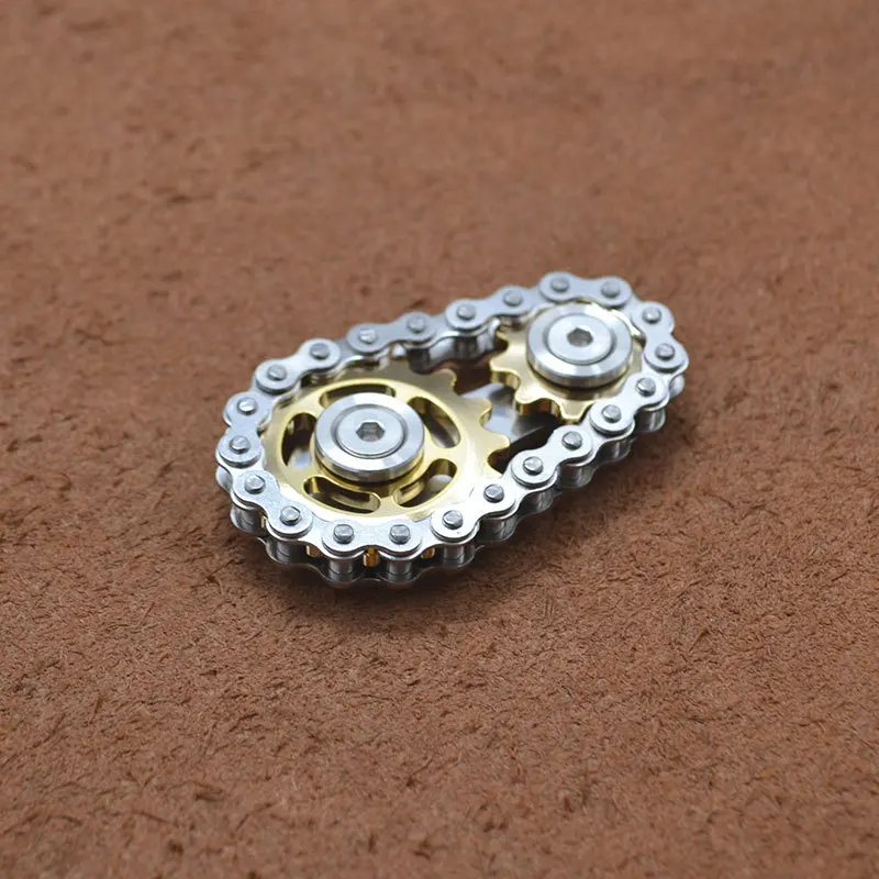 

Sprocket Flywheel Gear Chain Metal Toy Help Decompression, Hypnosis, Thinking Small Toy Sprocket Gear Trimmer