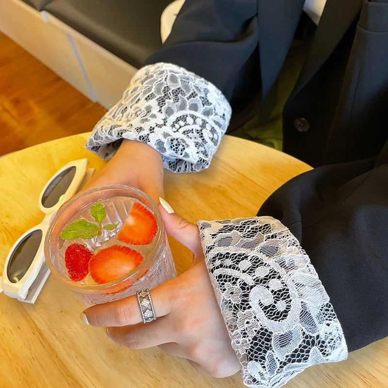 

SHENGPALAE Temperament Black Blazer Women's Autumn 2021 New Notched Loose Single Spliced Lace Breasted Long Sleeve Suit Jacket