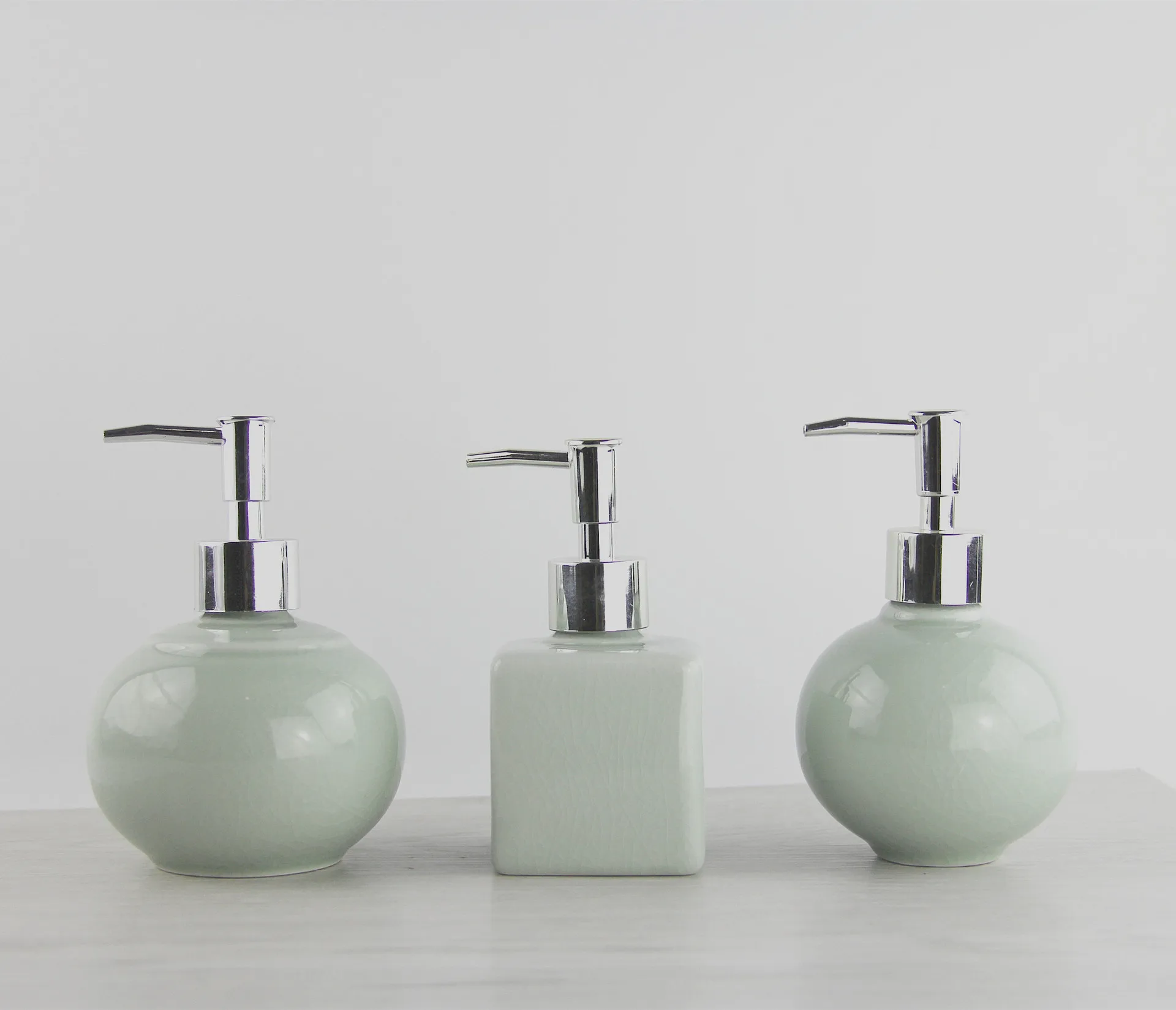 Диспенсер для жидкого крема NarwalDate в стиле ретро кухонная раковина столик под