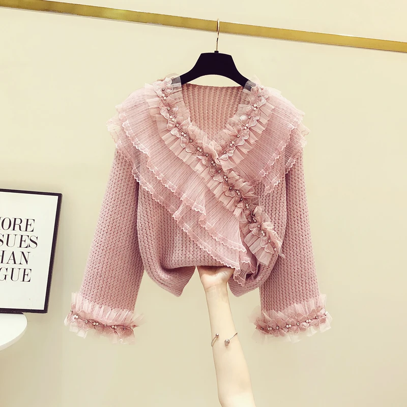 

2020 INS Fashion Knitted Shirt Trendy Girls Patched Beading Lace Butterfly Sleeve V Neck Sweet Style Loose Sweater Women