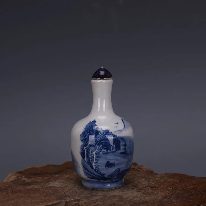 

Китайская сине-белая фарфоровая табачная бутылка с рисунком пейзажа Цин, 3,46 дюйма, в стиле листьев, античный фарфор